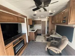 2025 FOREST RIVER SANDSTORM 2600SRT