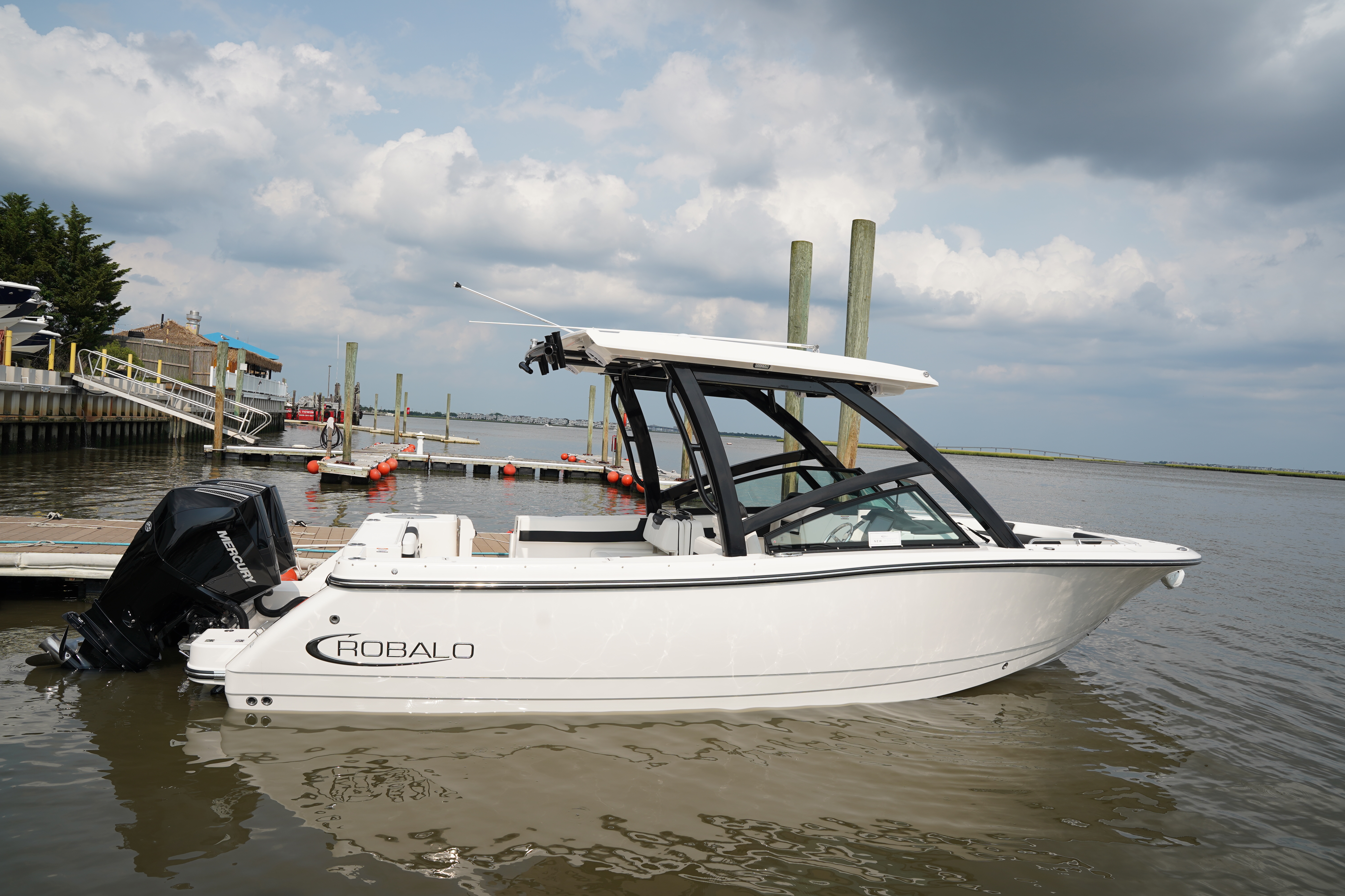 2026 Robalo R277 in somers point NJ