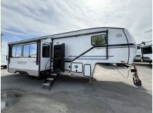 2025 Forest River Cherokee Arctic Wolf 331BH Review image
