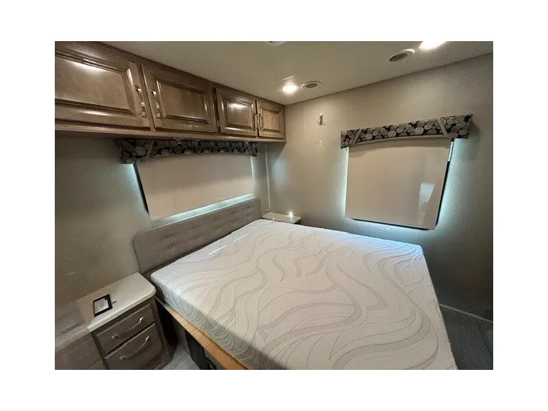 2019 JAYCO GREYHAWK PRESTIGE 31FP