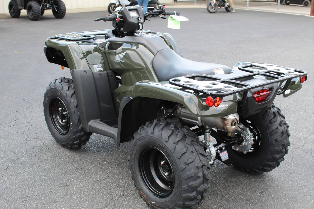 A photo of this 2027 Honda FourTrax Foreman 4x4
