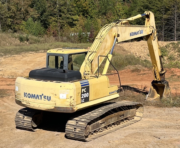 2005 KOMATSU PC 200 LC-7L in Mcclainsville, NC
