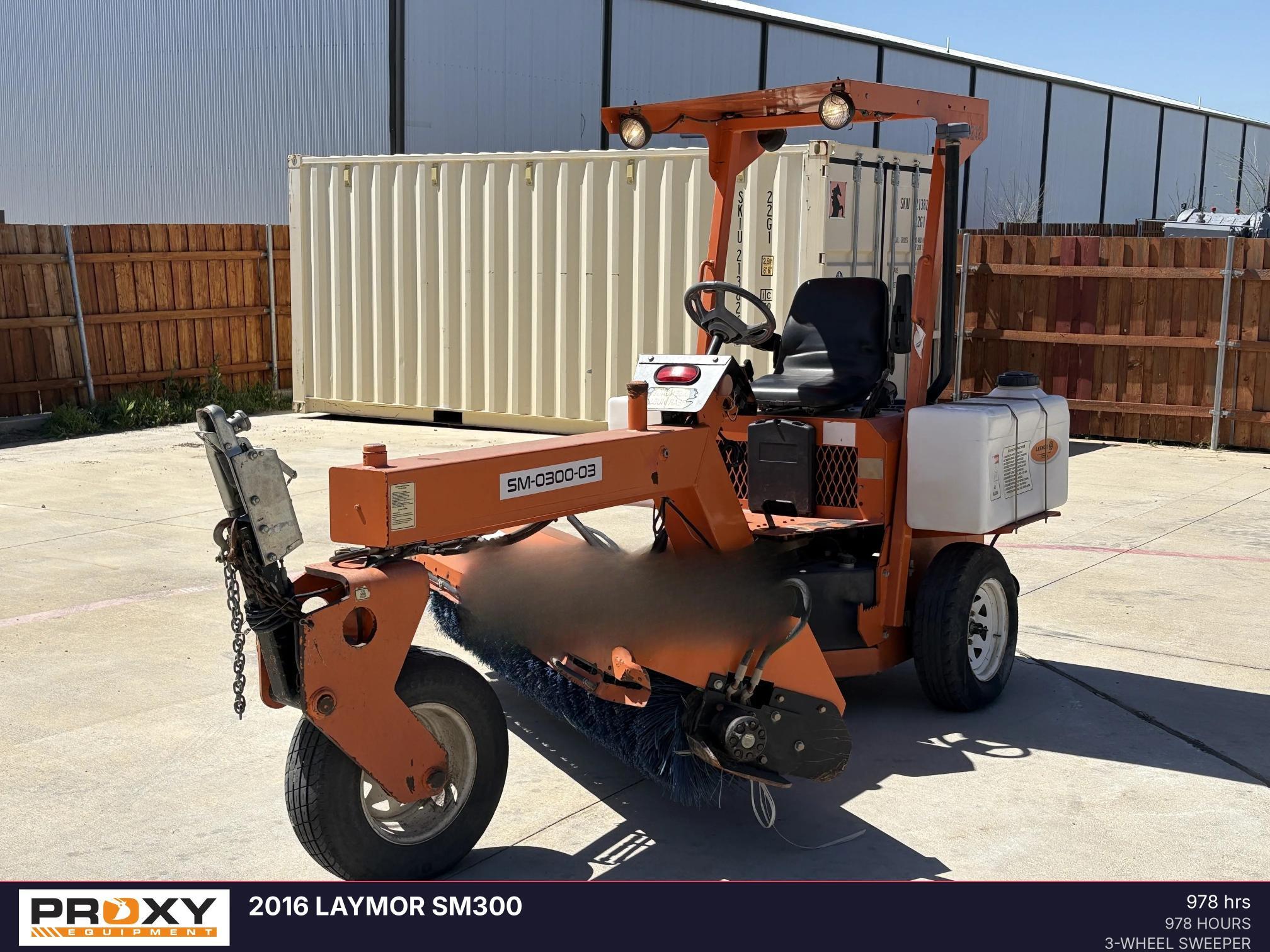 2016 LAYMOR SM300 in Fort Worth, TX