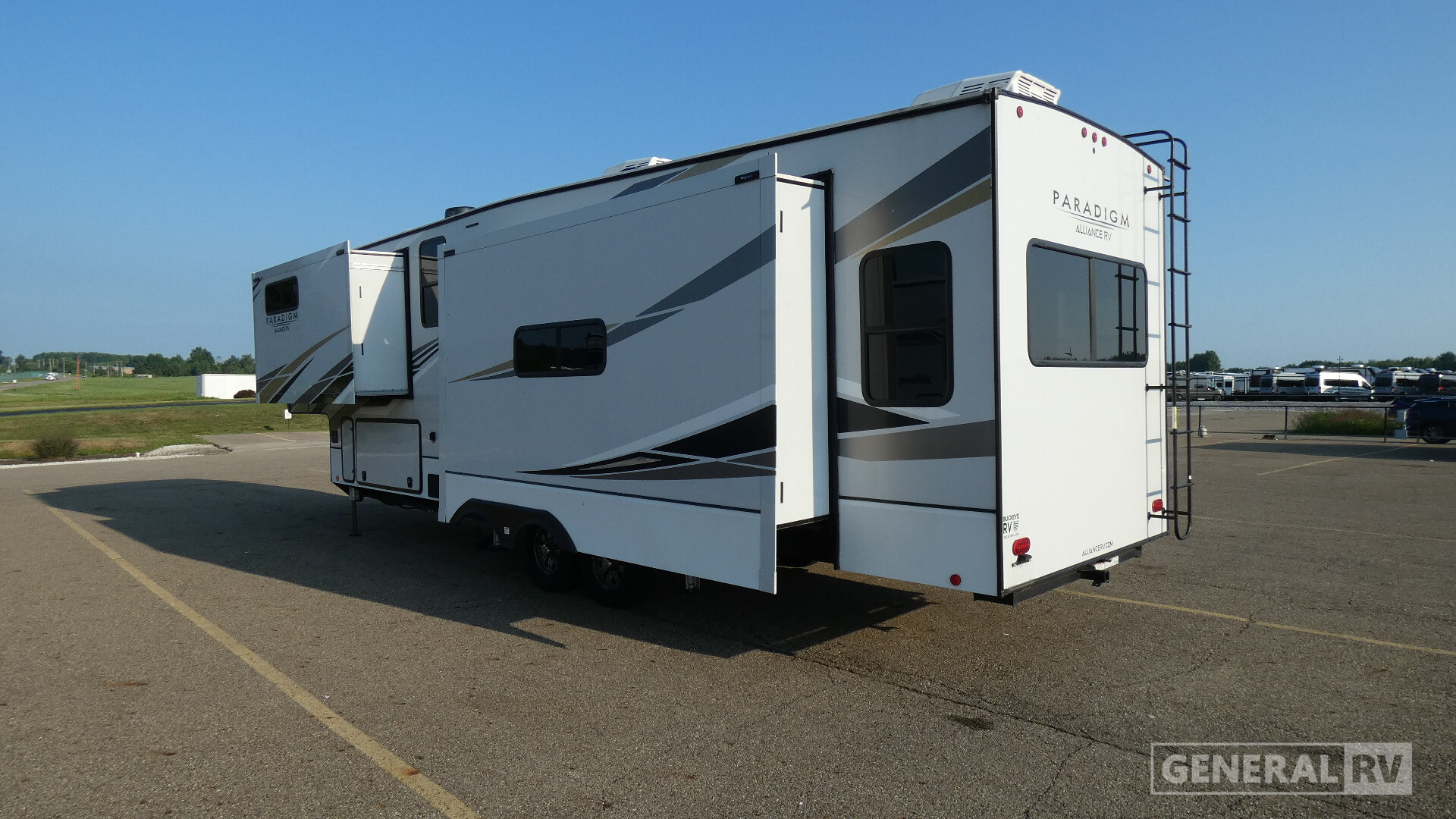 2022 Alliance Rv PARADIGM 340RL in north canton OH
