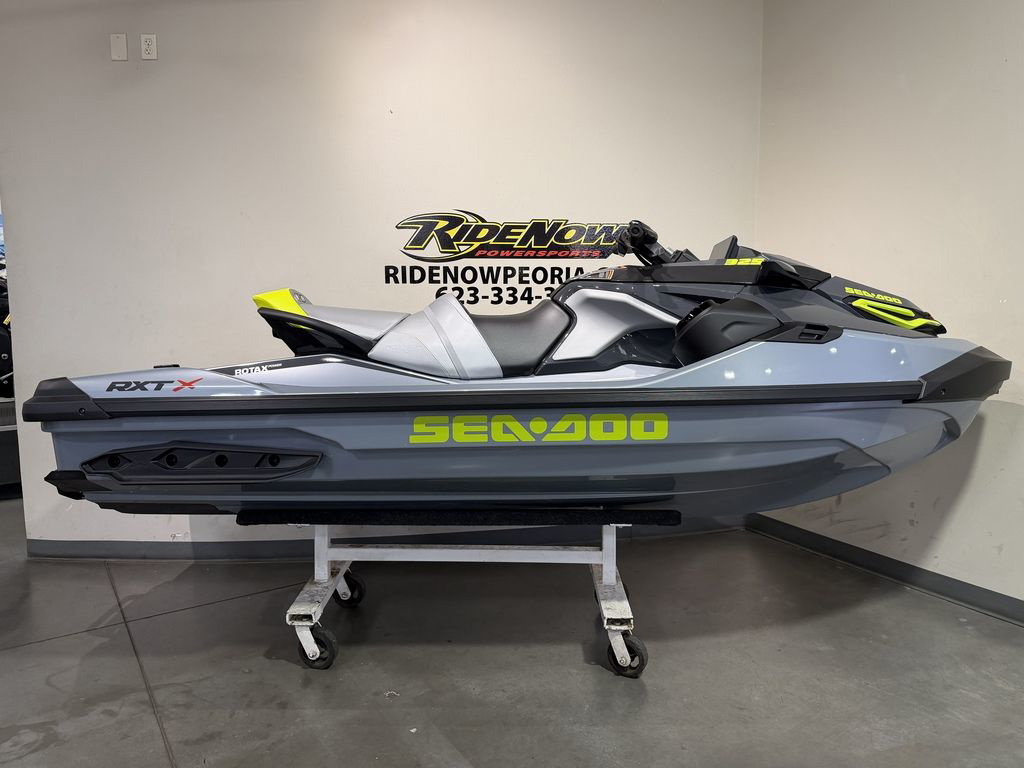 2026 Sea-Doo RXT-X 325 Ice Metal Manta Green in peoria AZ