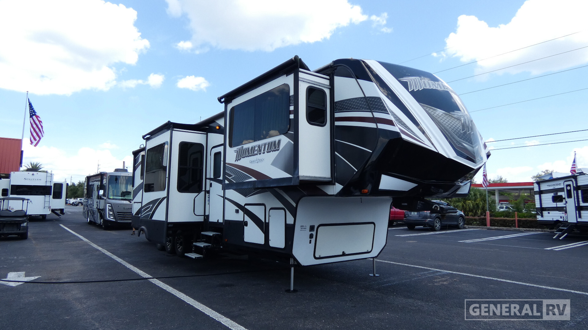 2017 Grand Design MOMENTUM 376TH in ashland VA