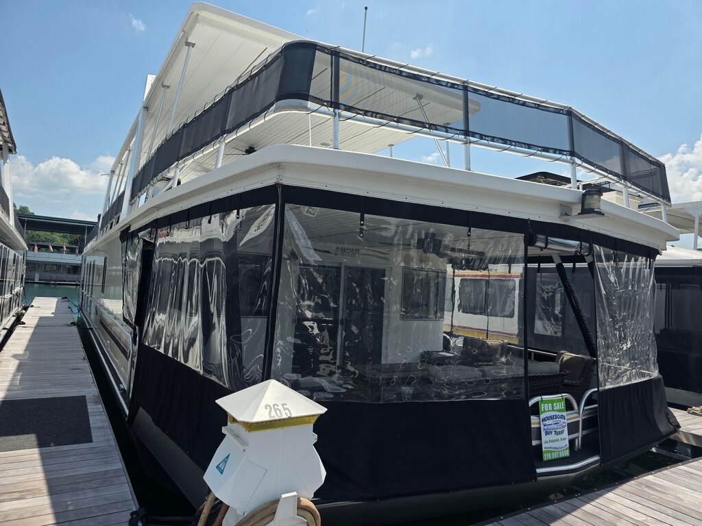 2000 Fantasy Houseboat 18' x 84' Widebody in jamestown KY