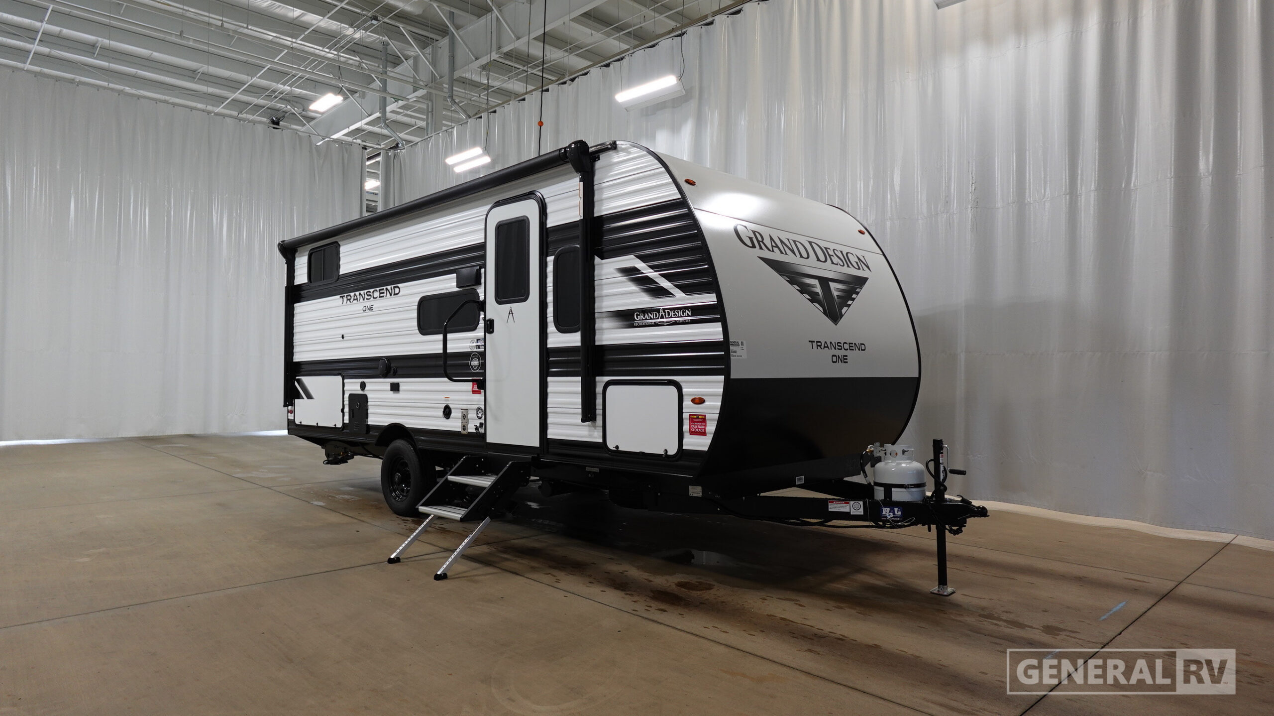 2027 Grand Design Transcend One 161BH in clarkston MI