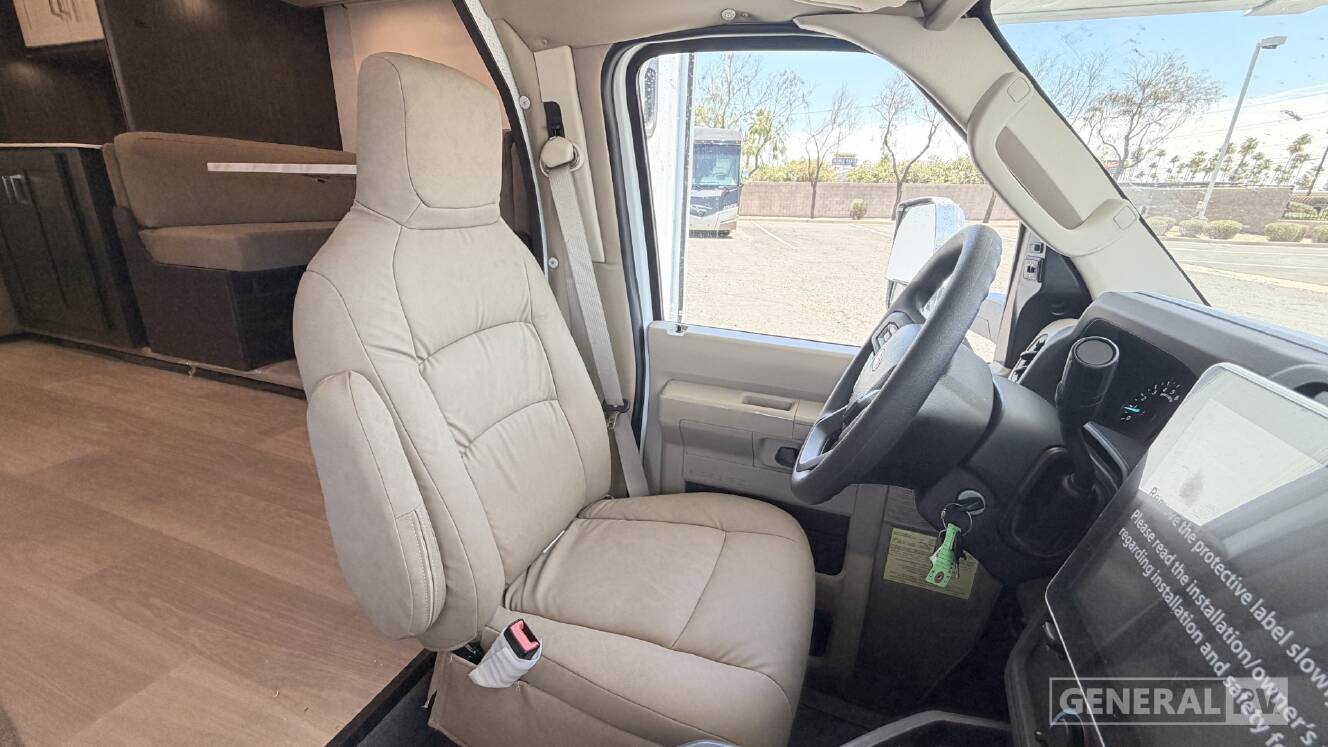 A photo of this 2027 Winnebago SUNFLYER 28MB