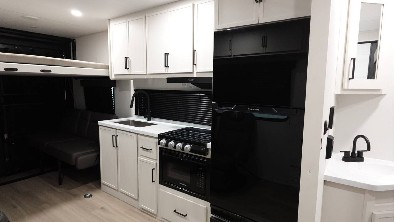 A photo of this 2026 Grand Design MOMENTUM MAV 22MAV