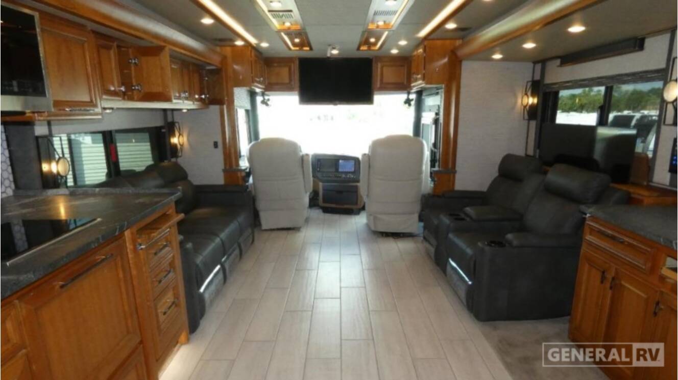 A photo of this 2021 Tiffin ALLEGRO BUS 45OPP