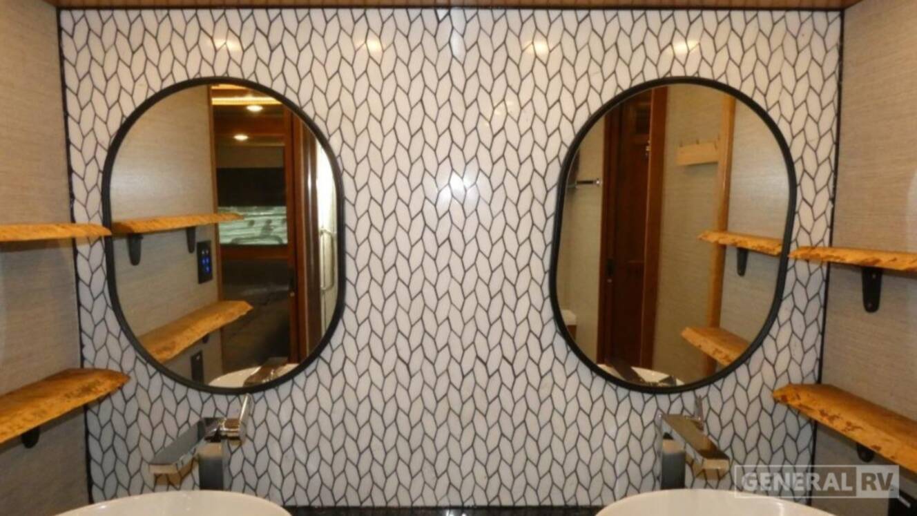 A photo of this 2021 Tiffin ALLEGRO BUS 45OPP