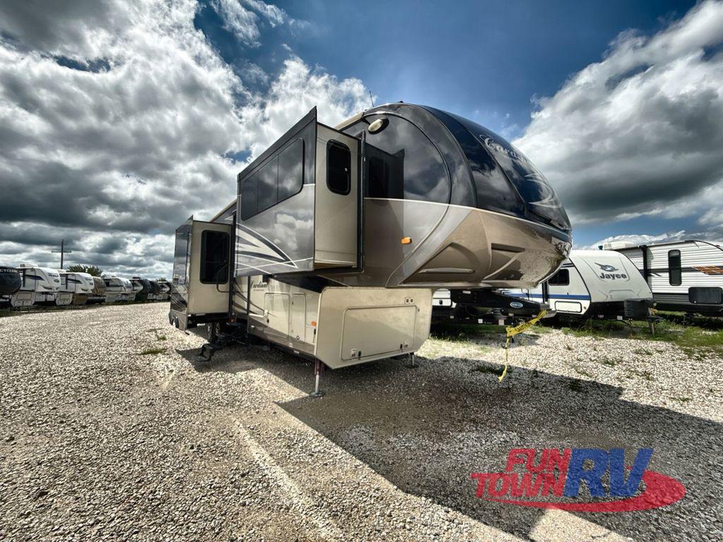 2016 Forest River Rv Cardinal 3825FL in ottawa KS