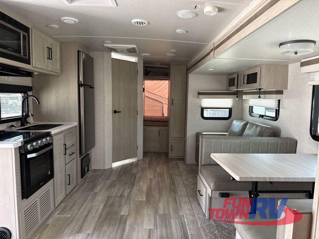 2022 Forest River Rv Rockwood Roo 21SS in orange TX