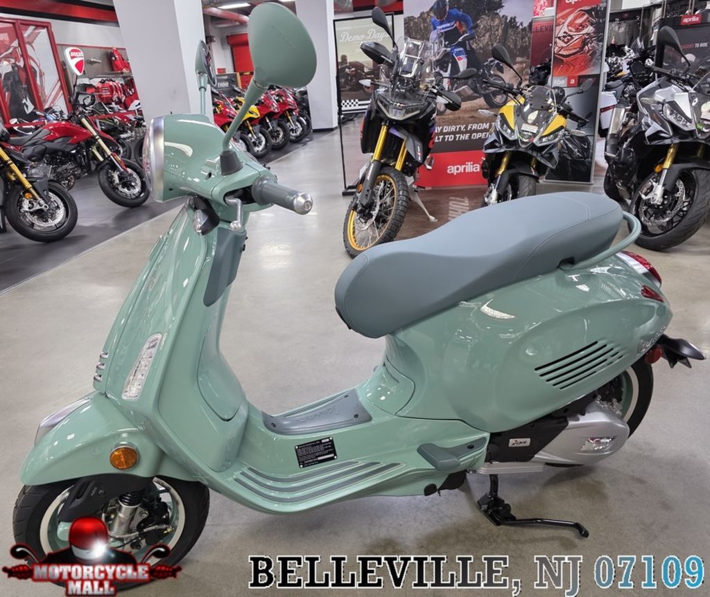 2027 Vespa PRIMAVERA 150 80TH ANNIVERSARY EDITION 150 in Belleville, NJ
