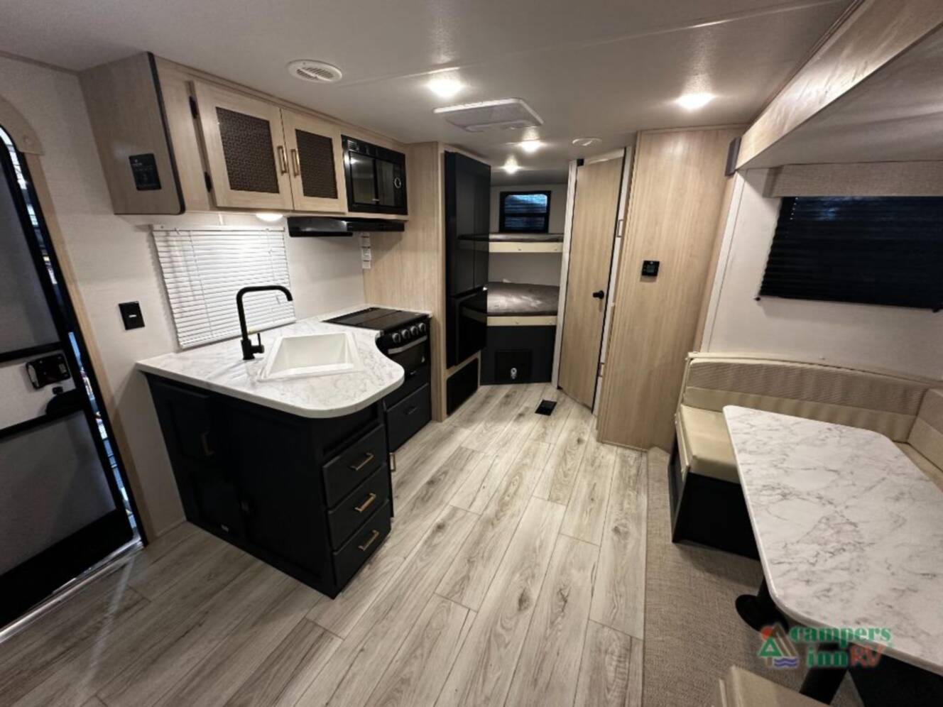 A photo of this 2025 Prime Time Rv Avenger LE 24BHSLE
