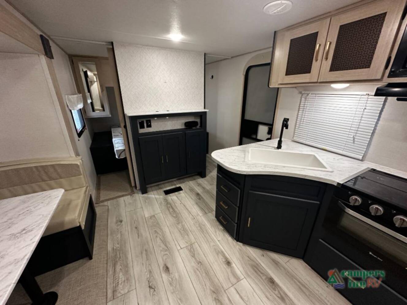 A photo of this 2025 Prime Time Rv Avenger LE 24BHSLE