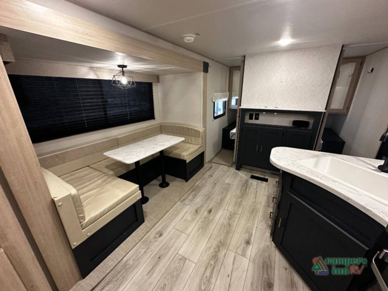 A photo of this 2025 Prime Time Rv Avenger LE 24BHSLE