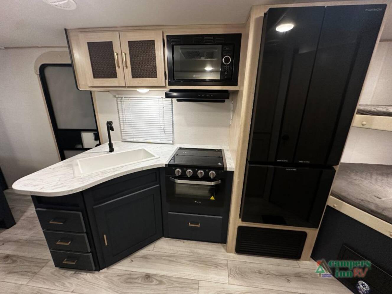 A photo of this 2025 Prime Time Rv Avenger LE 24BHSLE