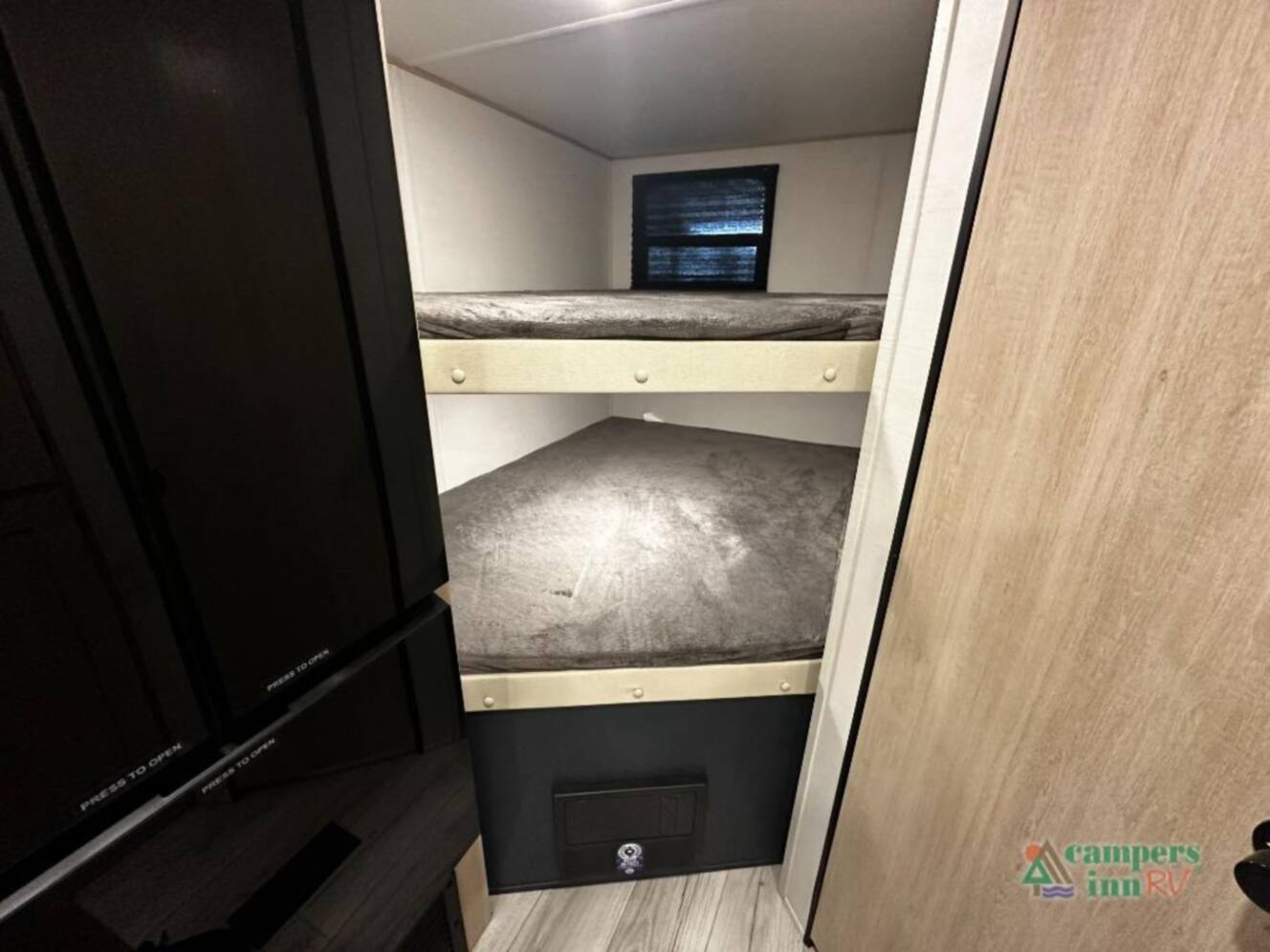 A photo of this 2025 Prime Time Rv Avenger LE 24BHSLE