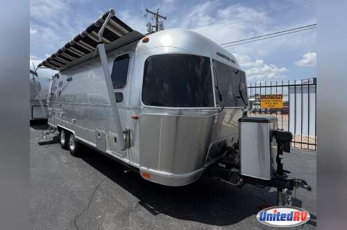 2025 Airstream AIRSTREAM 27FB in fort worth TX