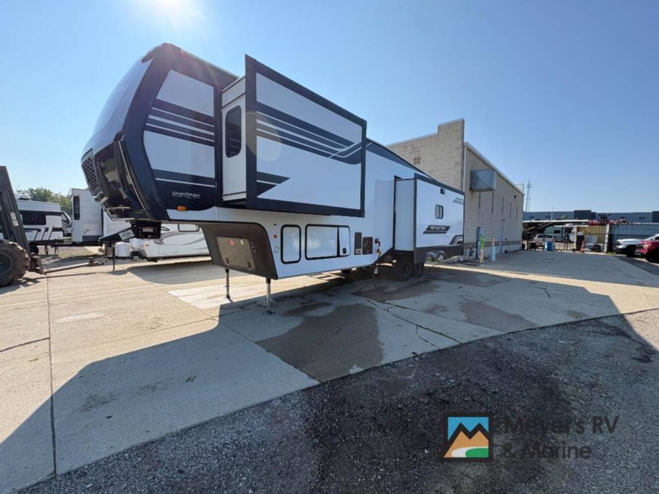 A photo of this 2027 Grand Design Reflection 337RLS