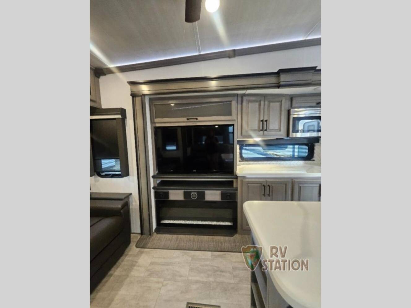 A photo of this 2023 Keystone Rv Montana 3231CK