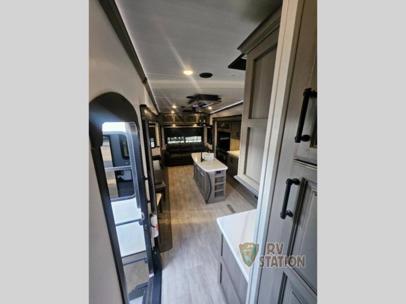 A photo of this 2023 Keystone Rv Montana 3231CK