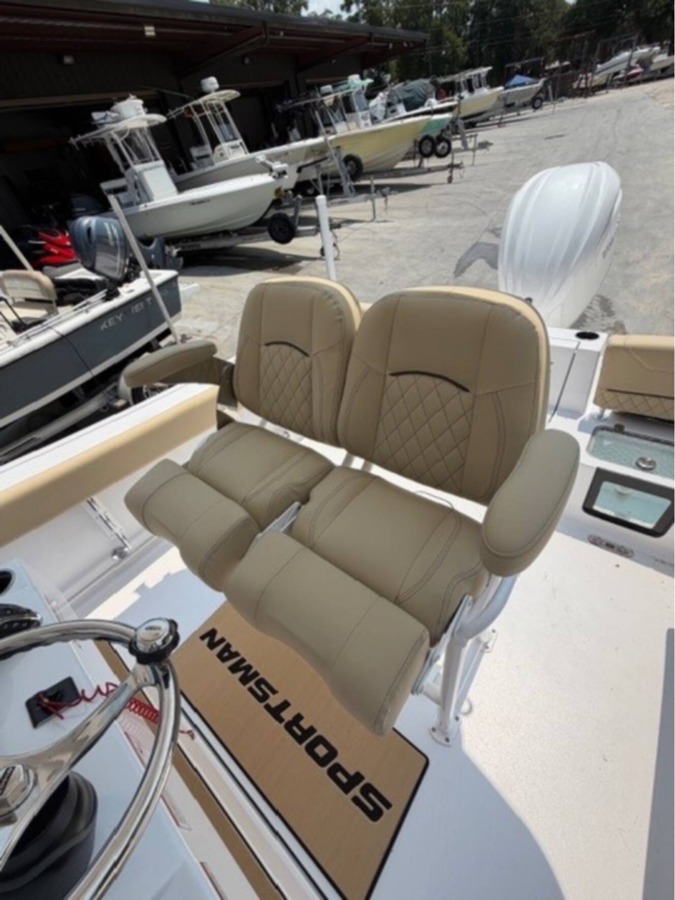 A photo of this 2026 Sportsman Heritage 231