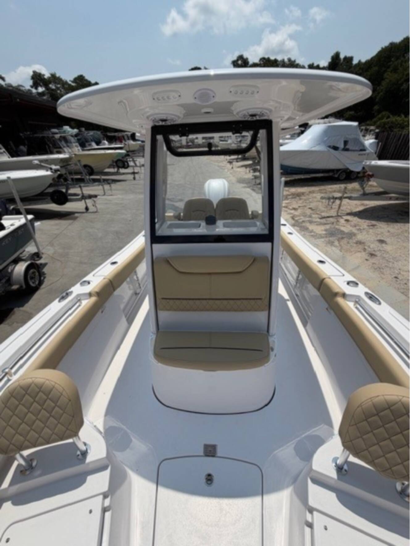 A photo of this 2026 Sportsman Heritage 231