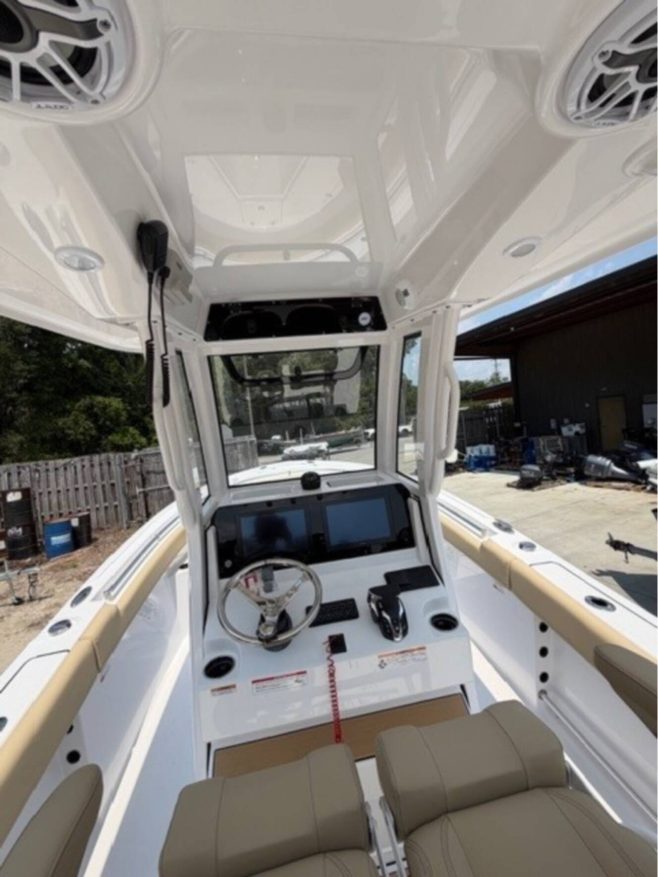 A photo of this 2026 Sportsman Heritage 231