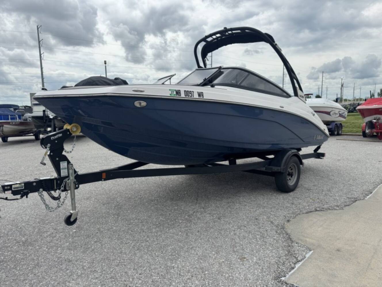 A photo of this 2024 Yamaha Boats 195 S