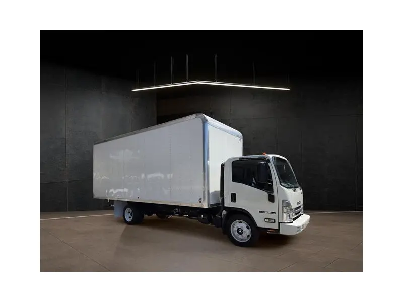 2025 ISUZU NPR HD