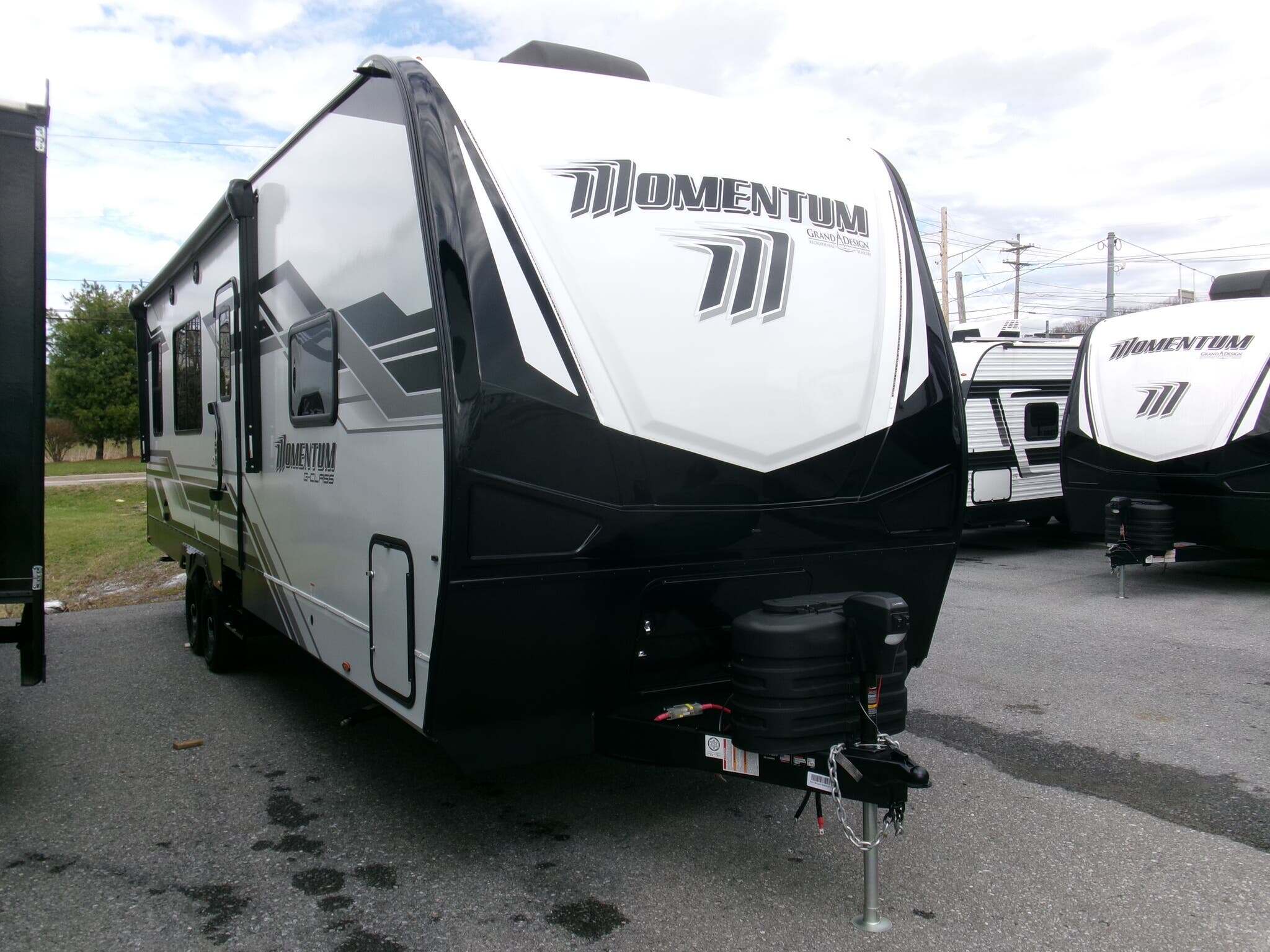 2026 Grand Design Momentum G-Class 27G in duncansville PA