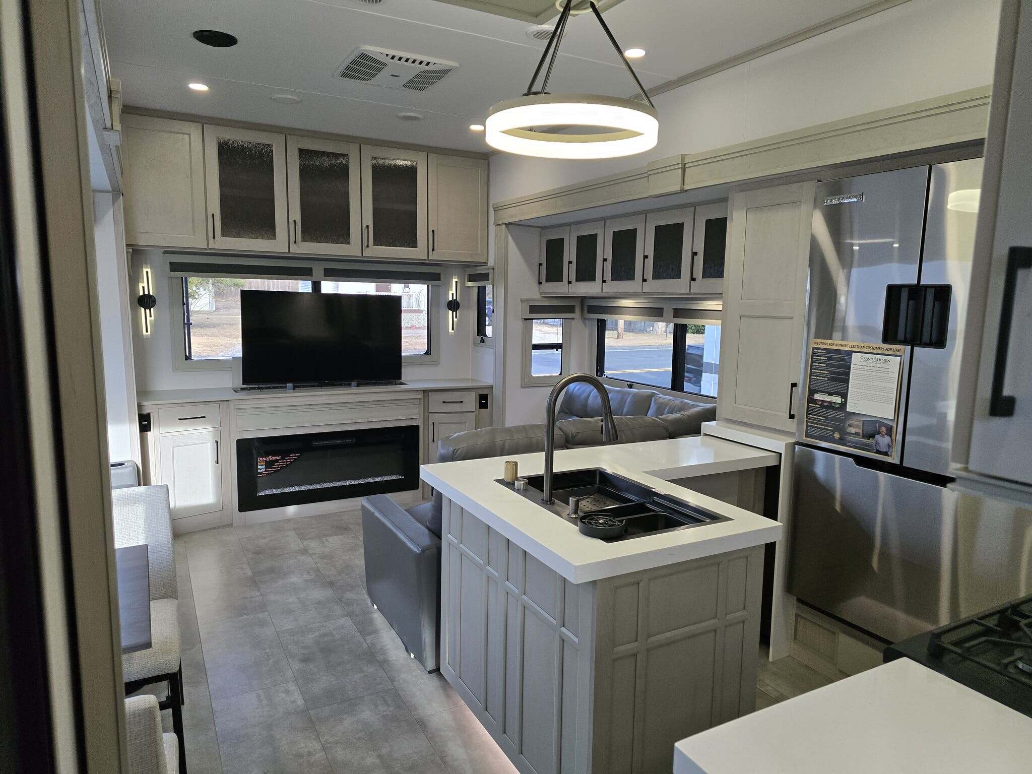 2025 Grand Design Solitude 388MBS in egg harbor city NJ