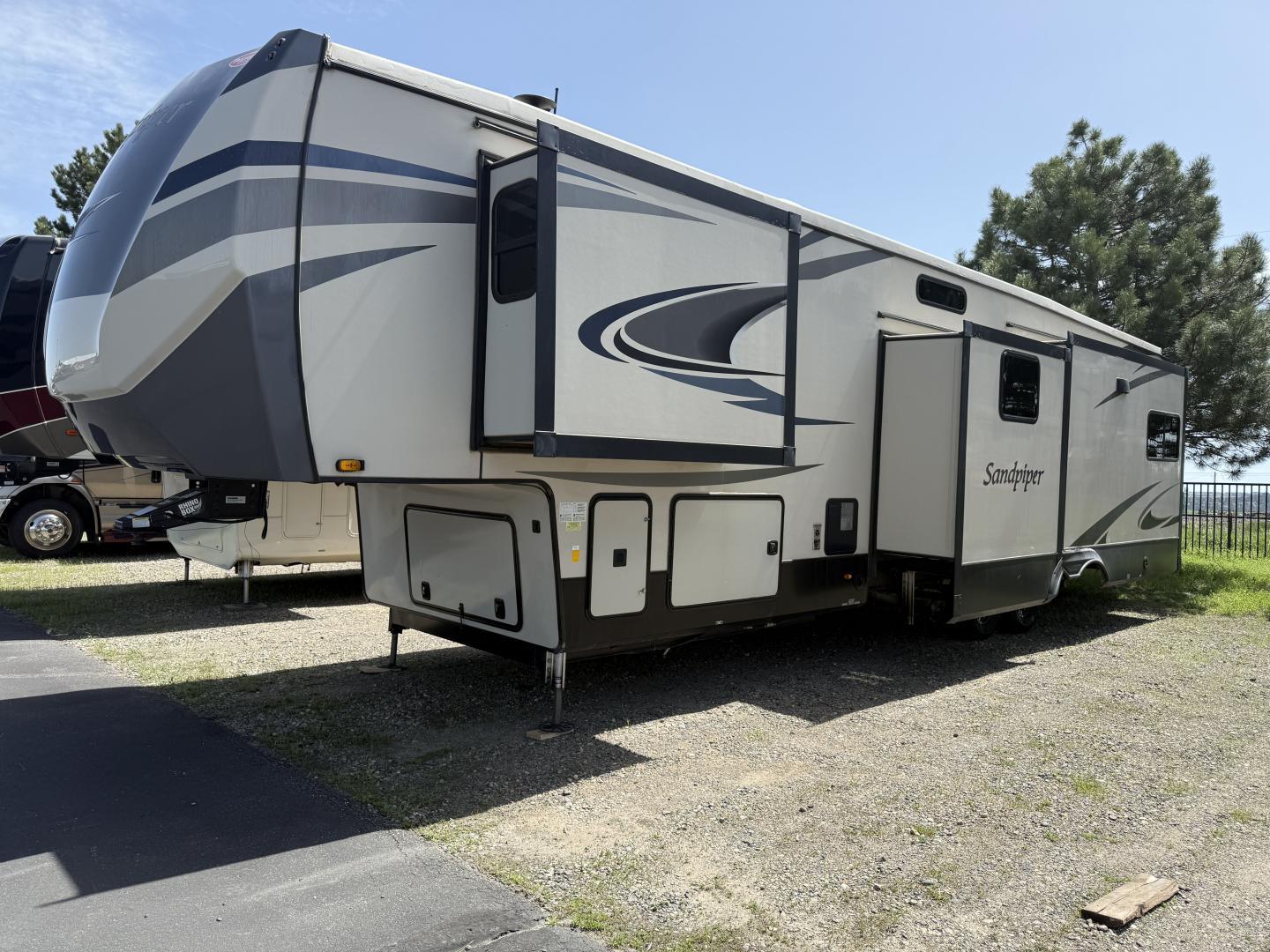 2021 Forest River Sandpiper 372LOK in billings MT