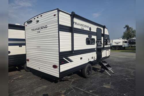 2025 Grand Design Transcend One 151BH in lake park GA