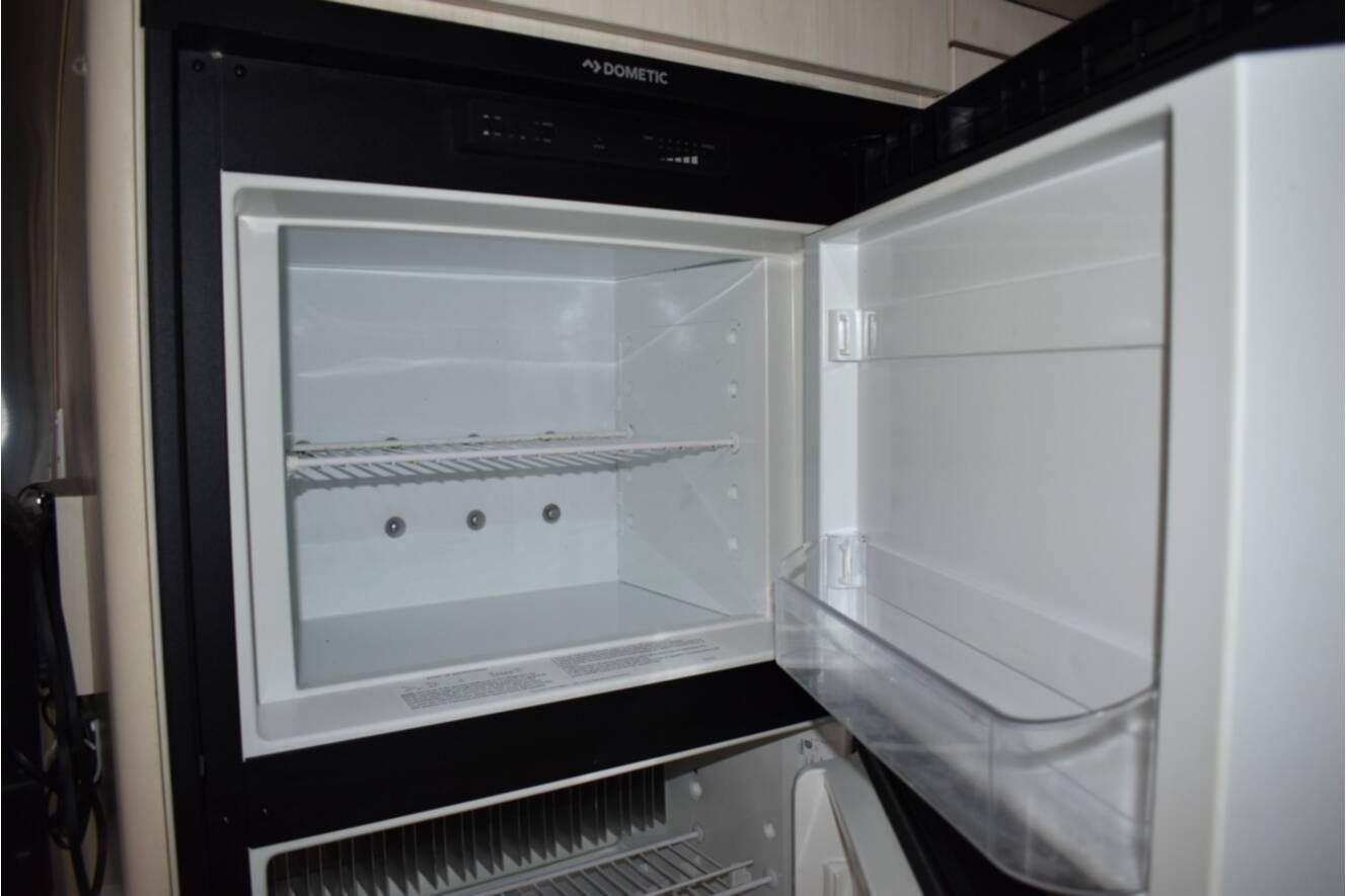 A photo of this 2021 Airstream Flying Cloud 30FB