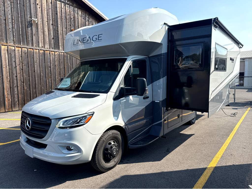 2027 Grand Design Lineage Series M 25FW in hattiesburg MS