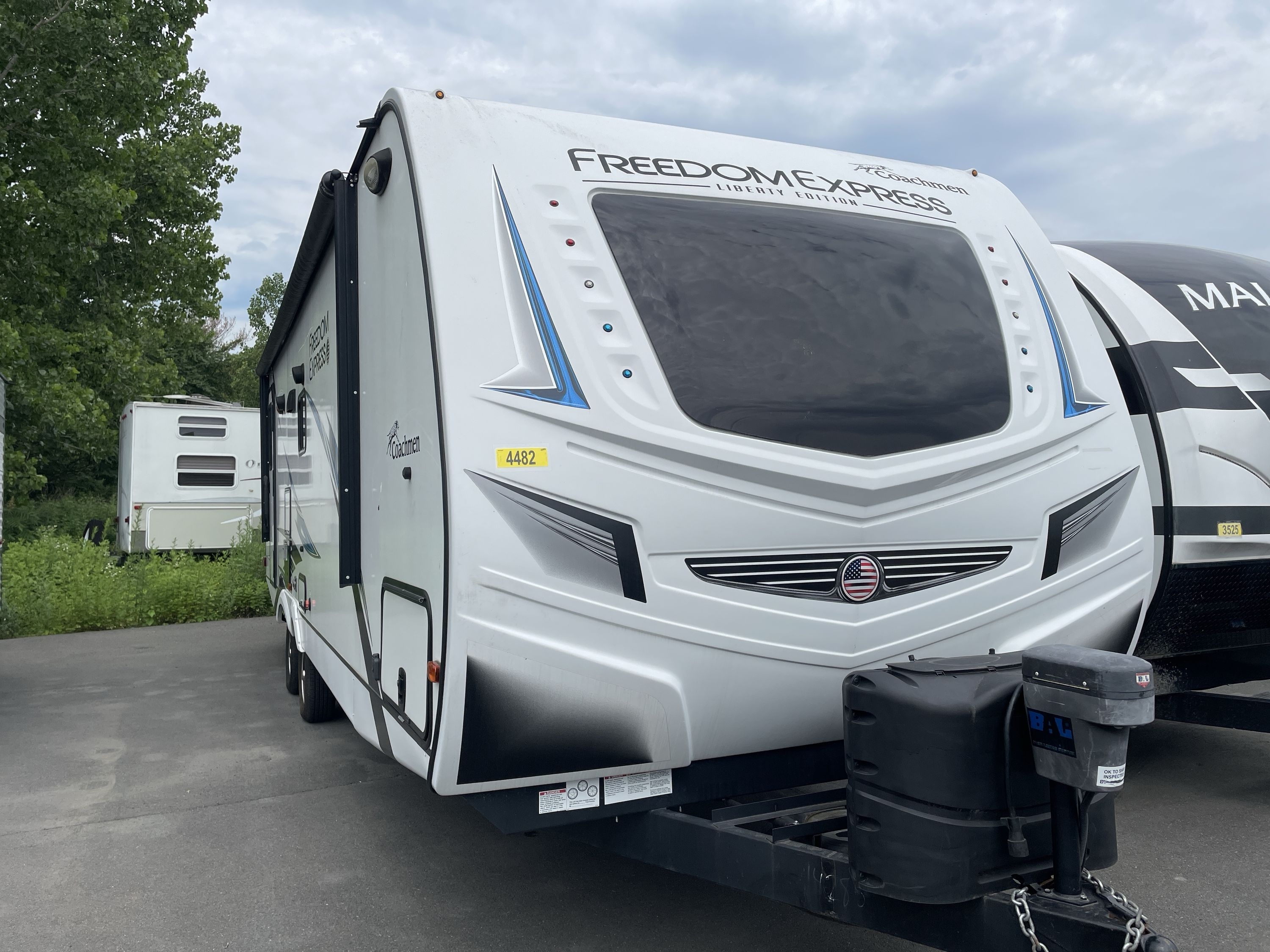 2021 Coachmen FREEDOM EXPRESS LIBERTY EDITION 279RLDSLE RV
