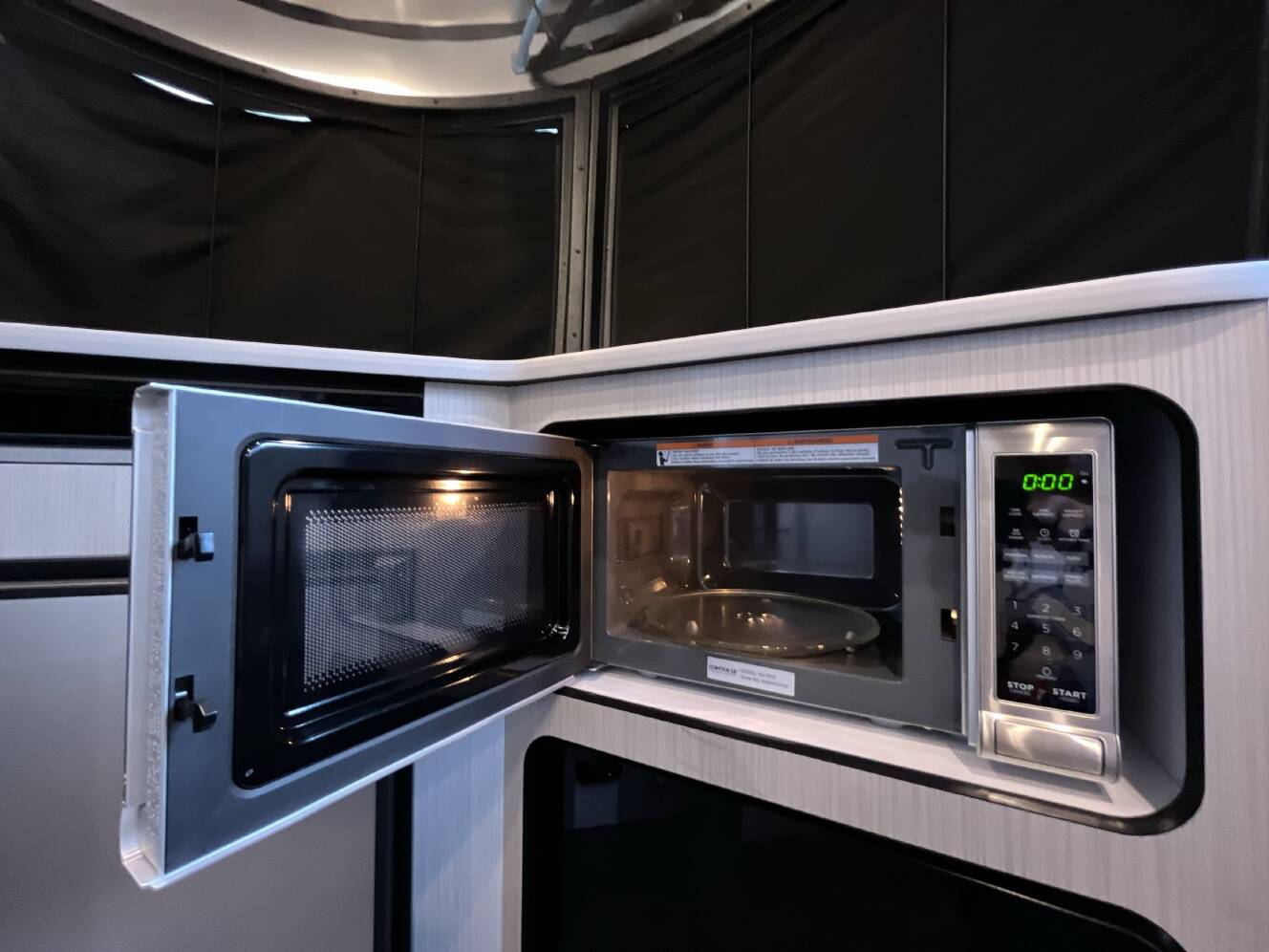 A photo of this 2025 Airstream BASECAMP 16X