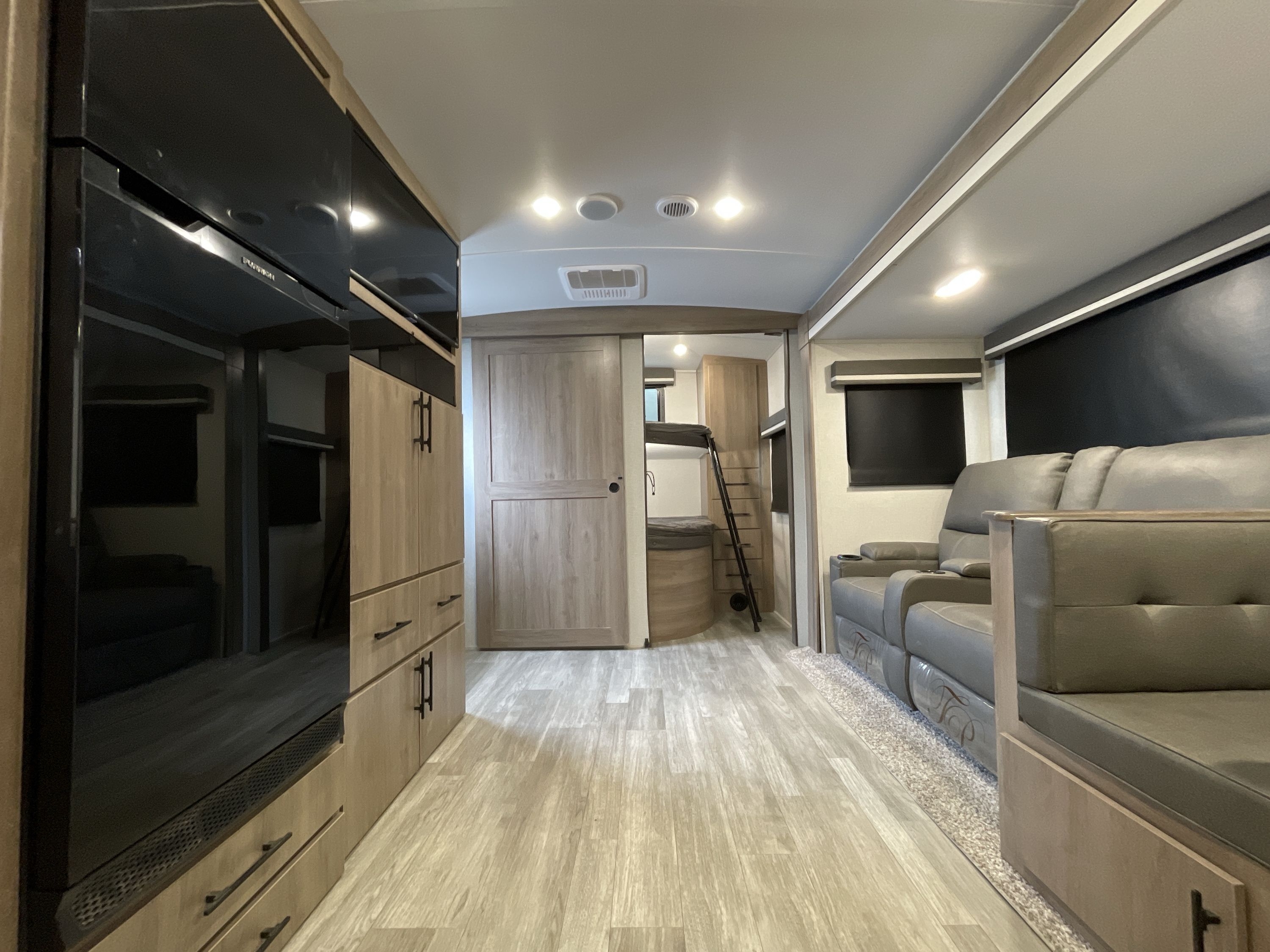 2023 Grand Design IMAGINE 2910BH in temecula CA