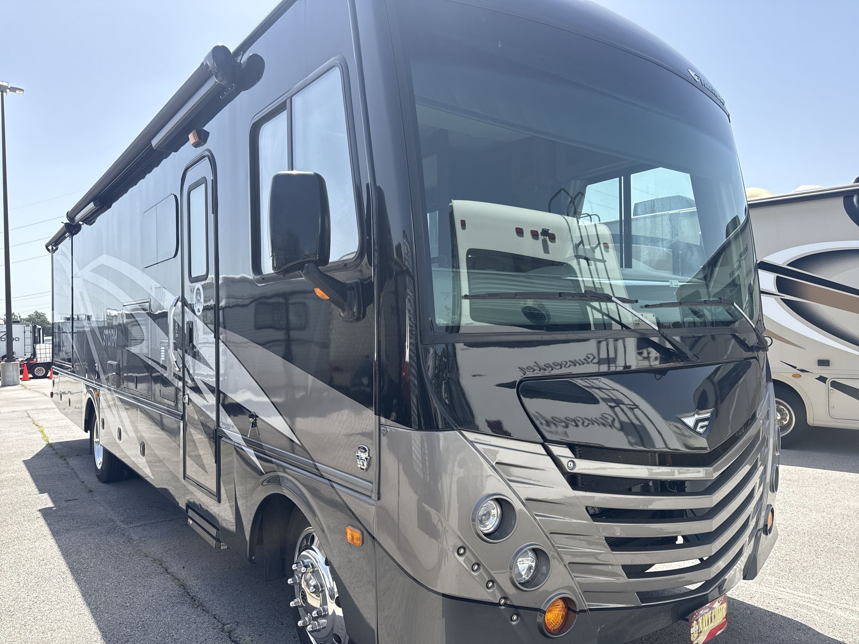 2018 Fleetwood STORM 32A in tulsa OK