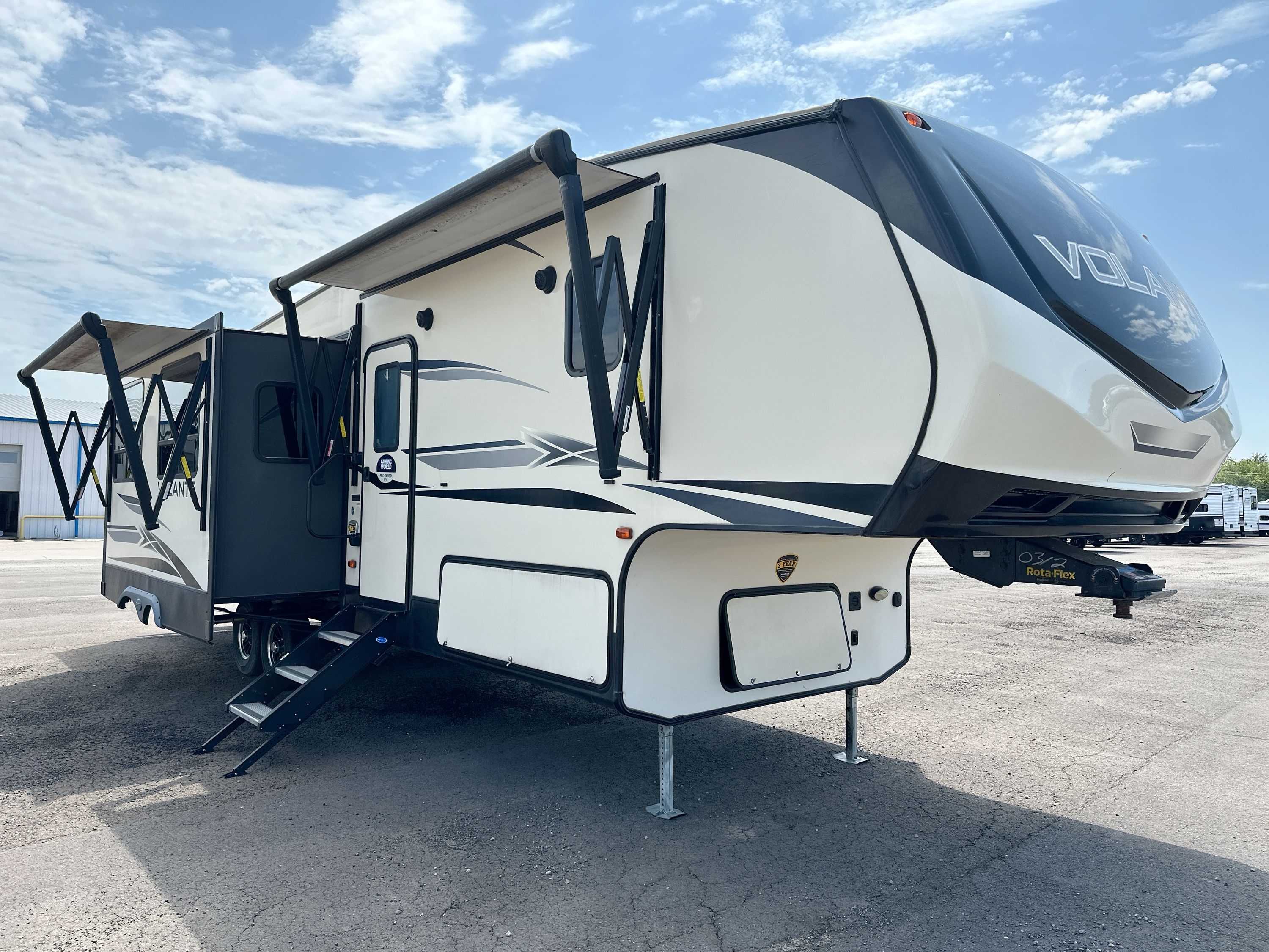 2020 Crossroads VOLANTE 329DB VL329DB in poteau OK