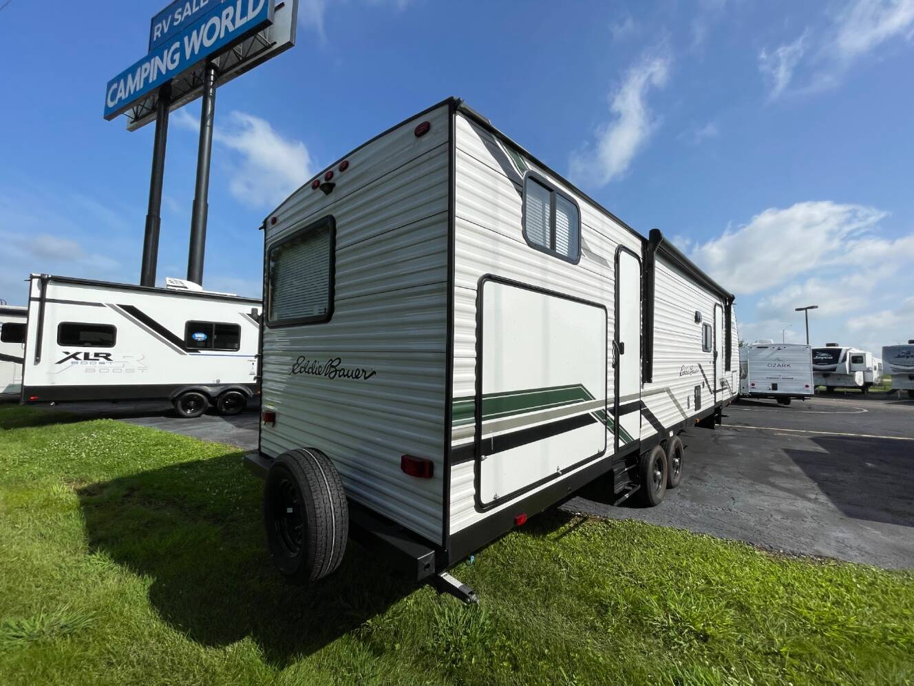 A photo of this 2024 Heartland EDDIE BAUER 320BH-C