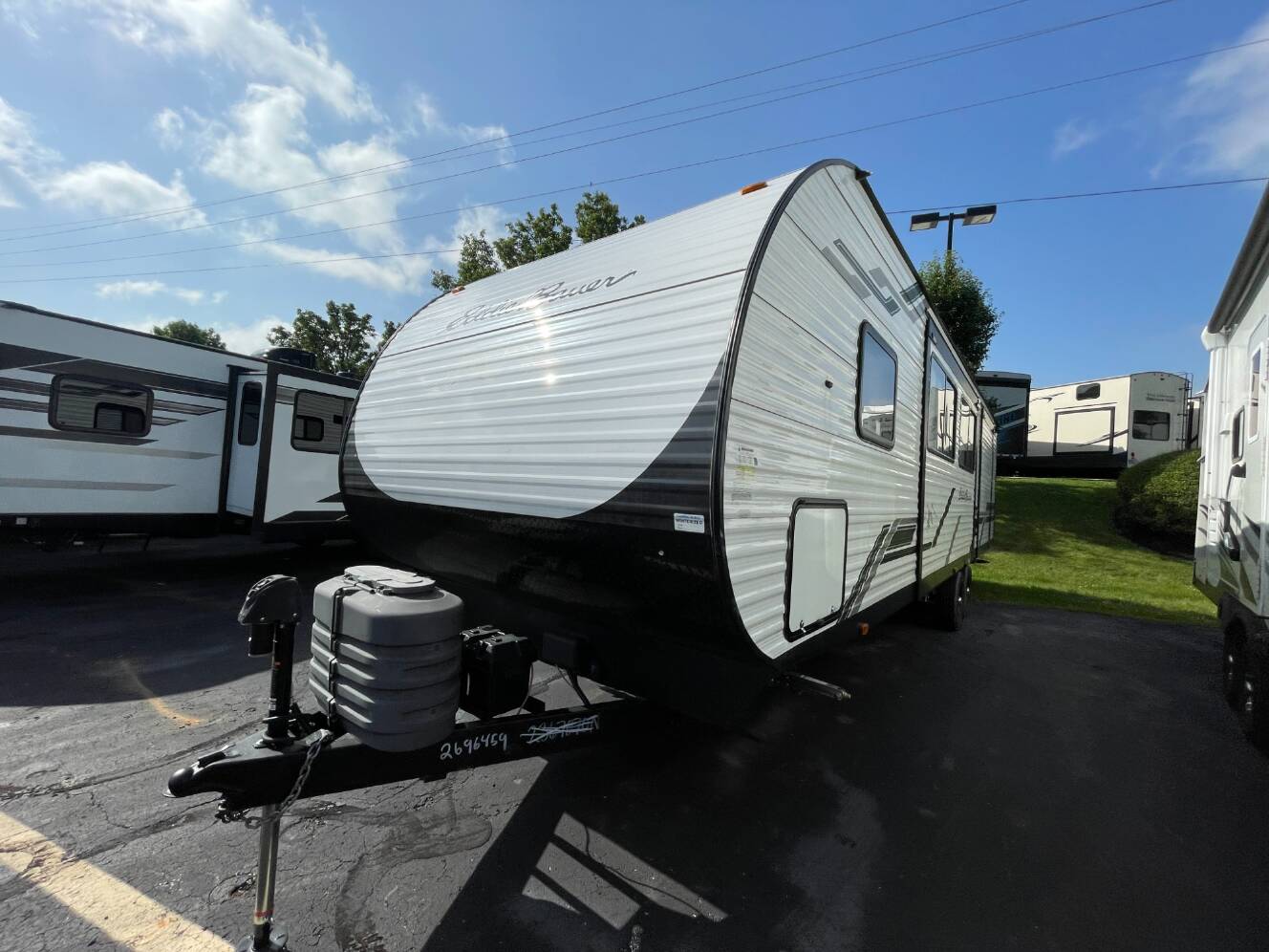 A photo of this 2024 Heartland EDDIE BAUER 320BH-C