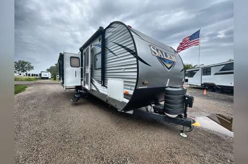 2018 Forest River SALEM 27REI in hugo MN