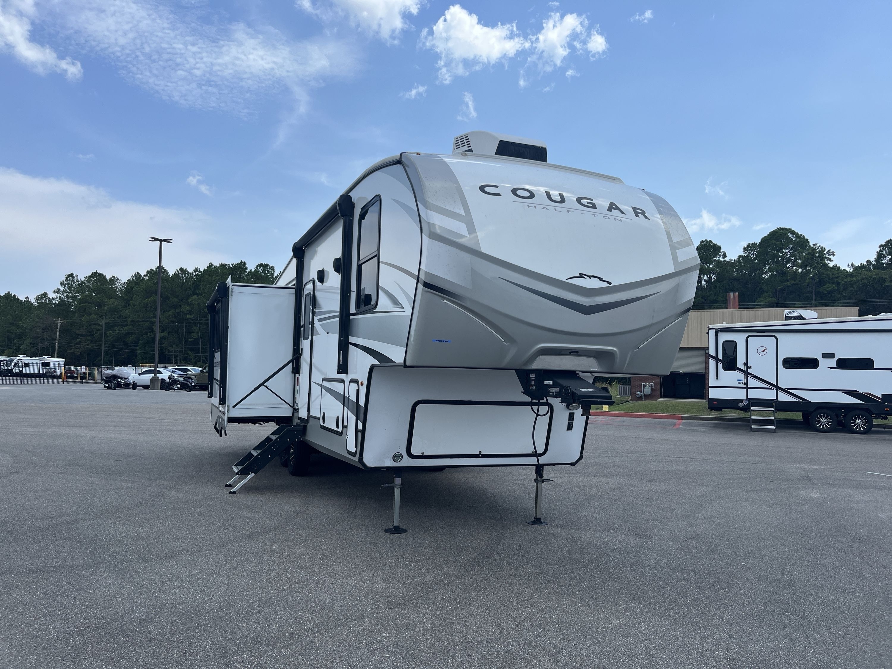 2025 Keystone COUGAR 26RKE RV