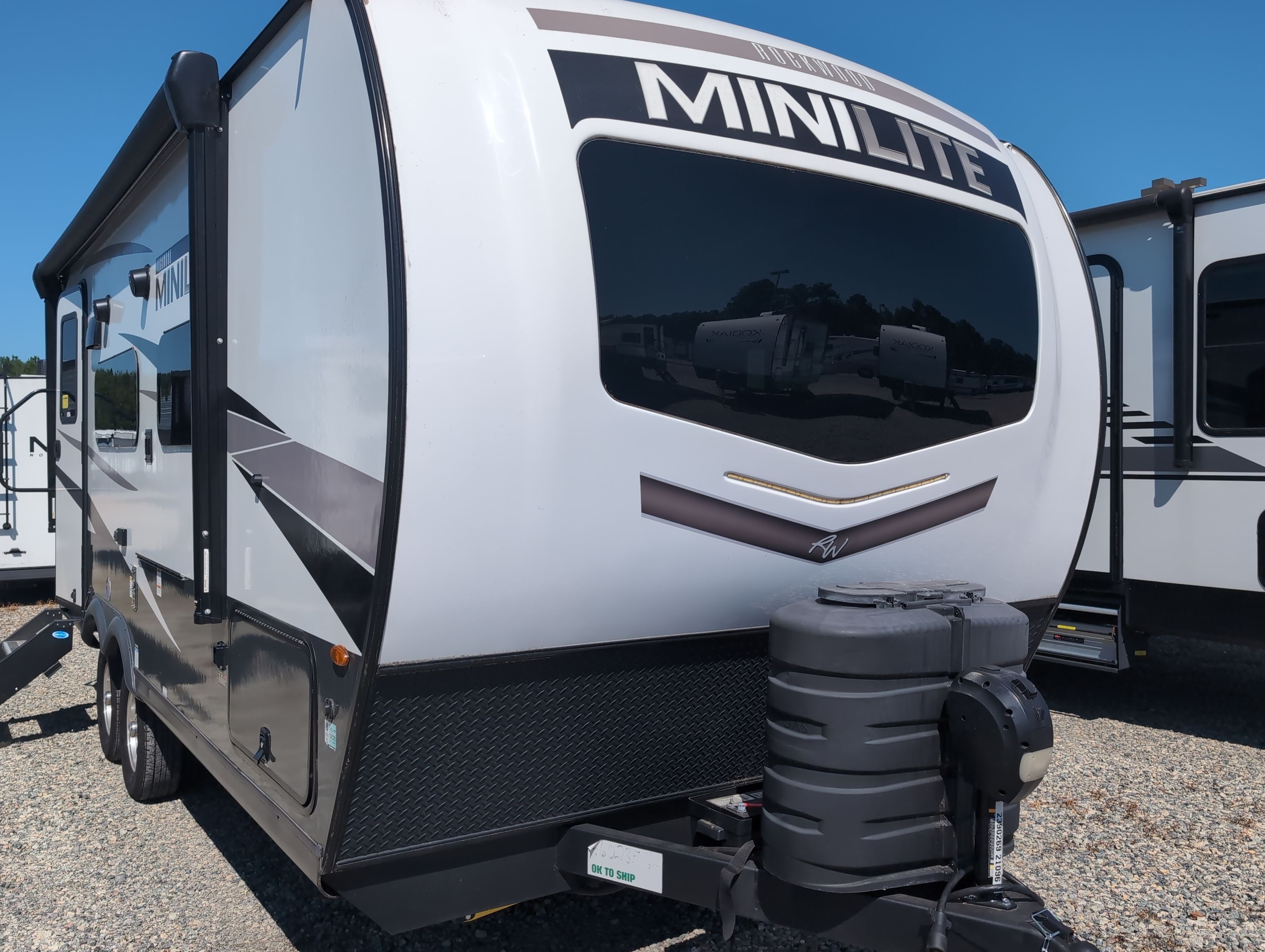2024 Forest River ROCKWOOD MINI LITE 2109S RV