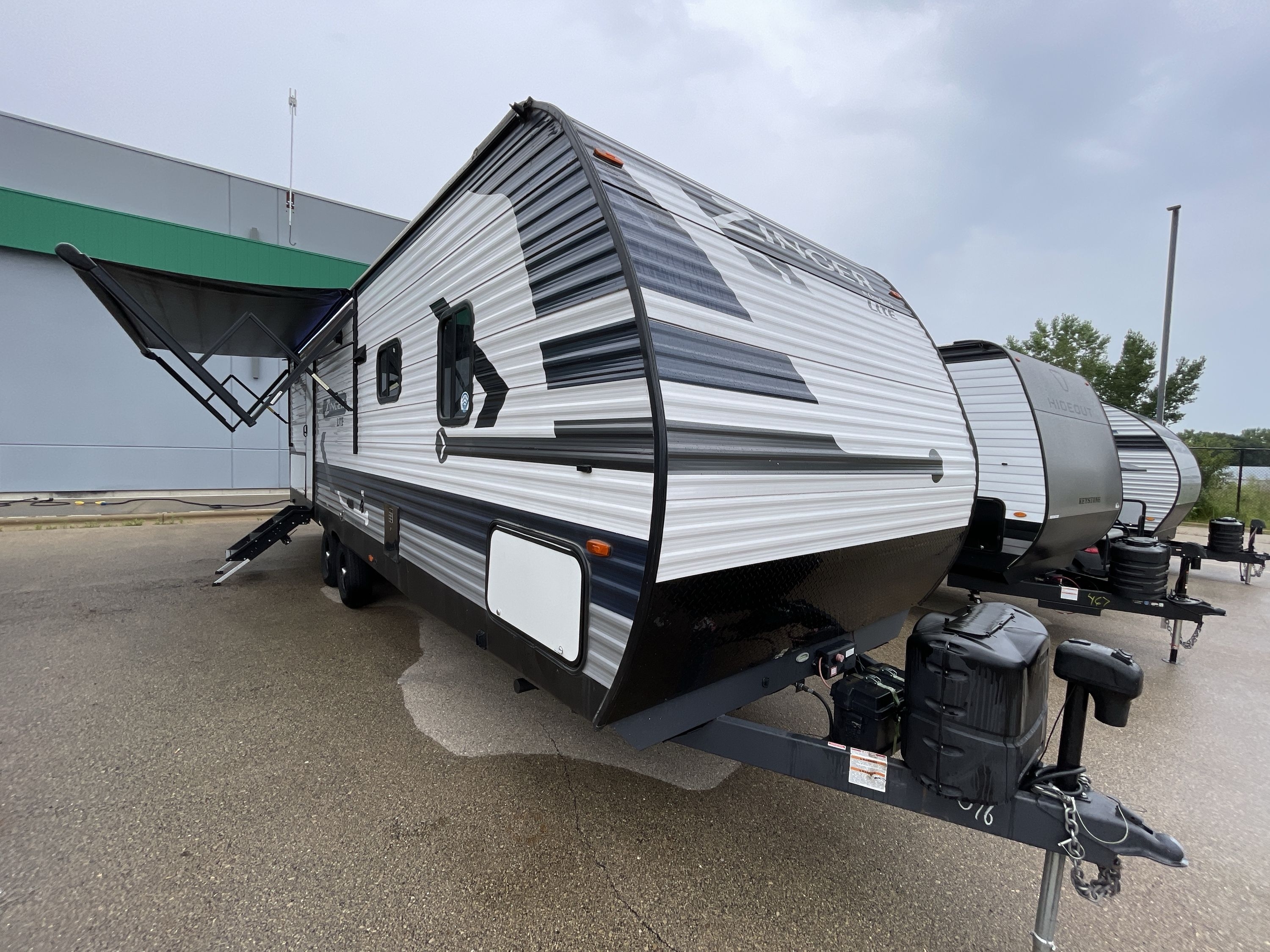 2022 Crossroads ZINGER 280BH RV